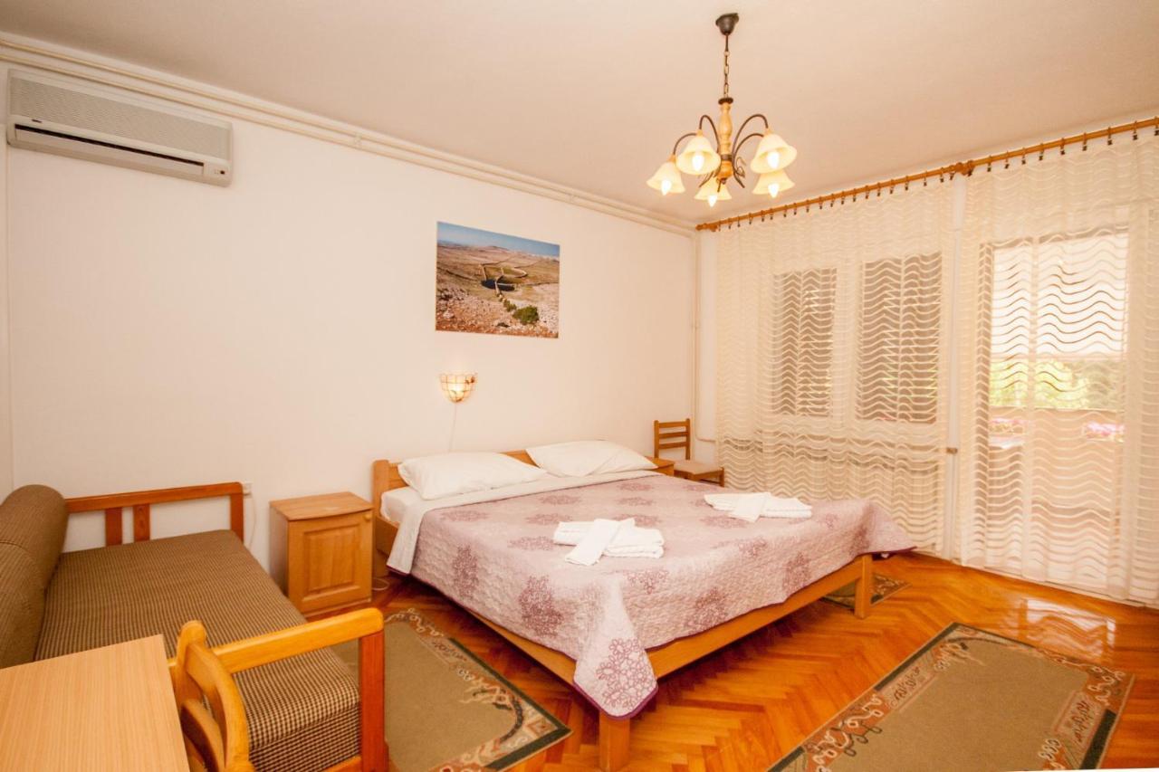 Apartments Surfinia Baška Eksteriør bilde