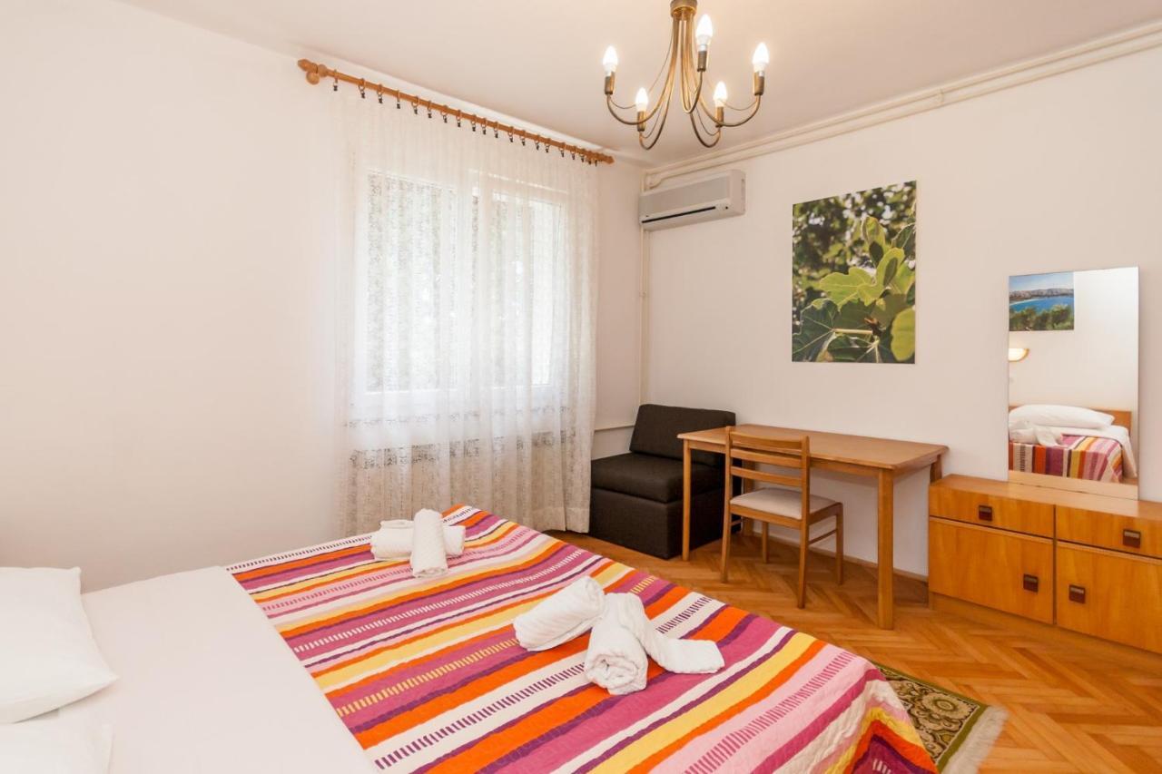 Apartments Surfinia Baška Eksteriør bilde