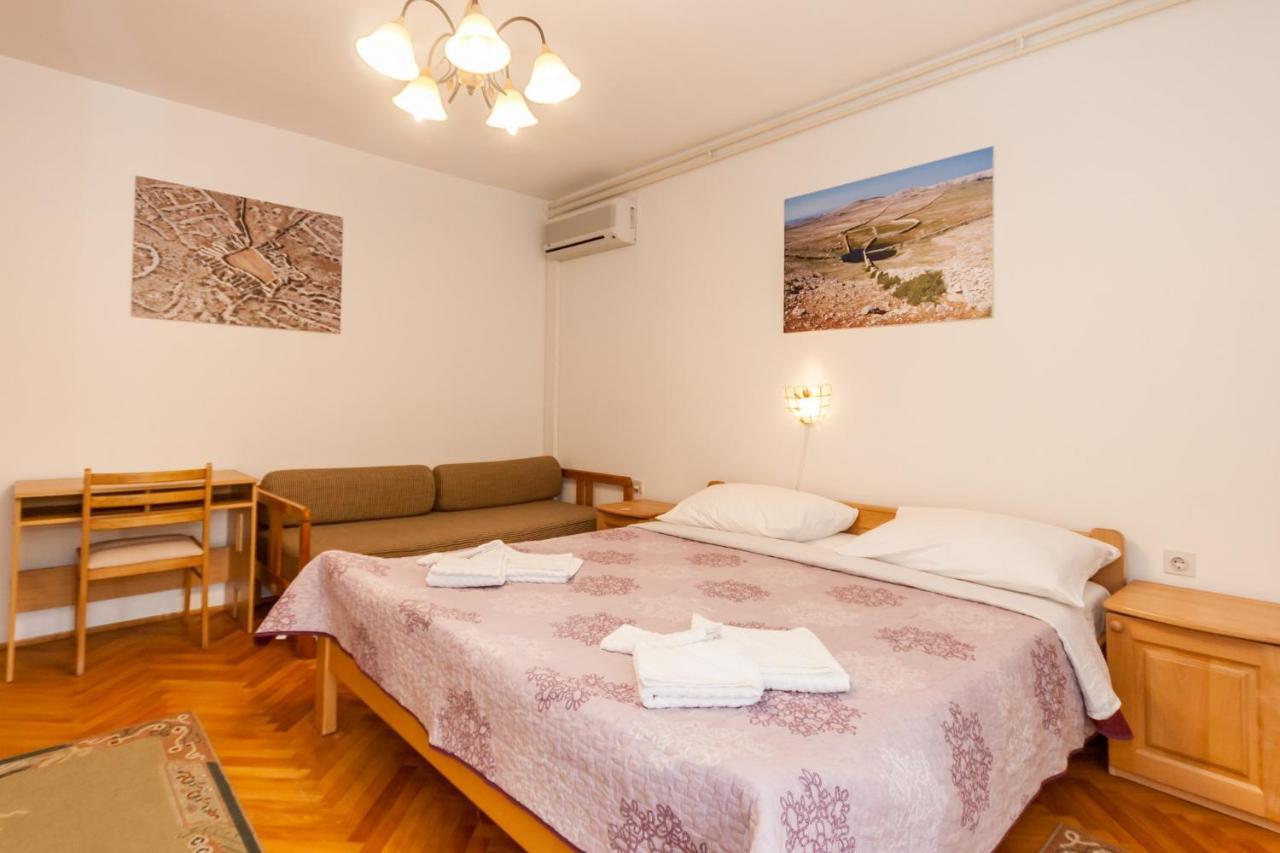 Apartments Surfinia Baška Eksteriør bilde