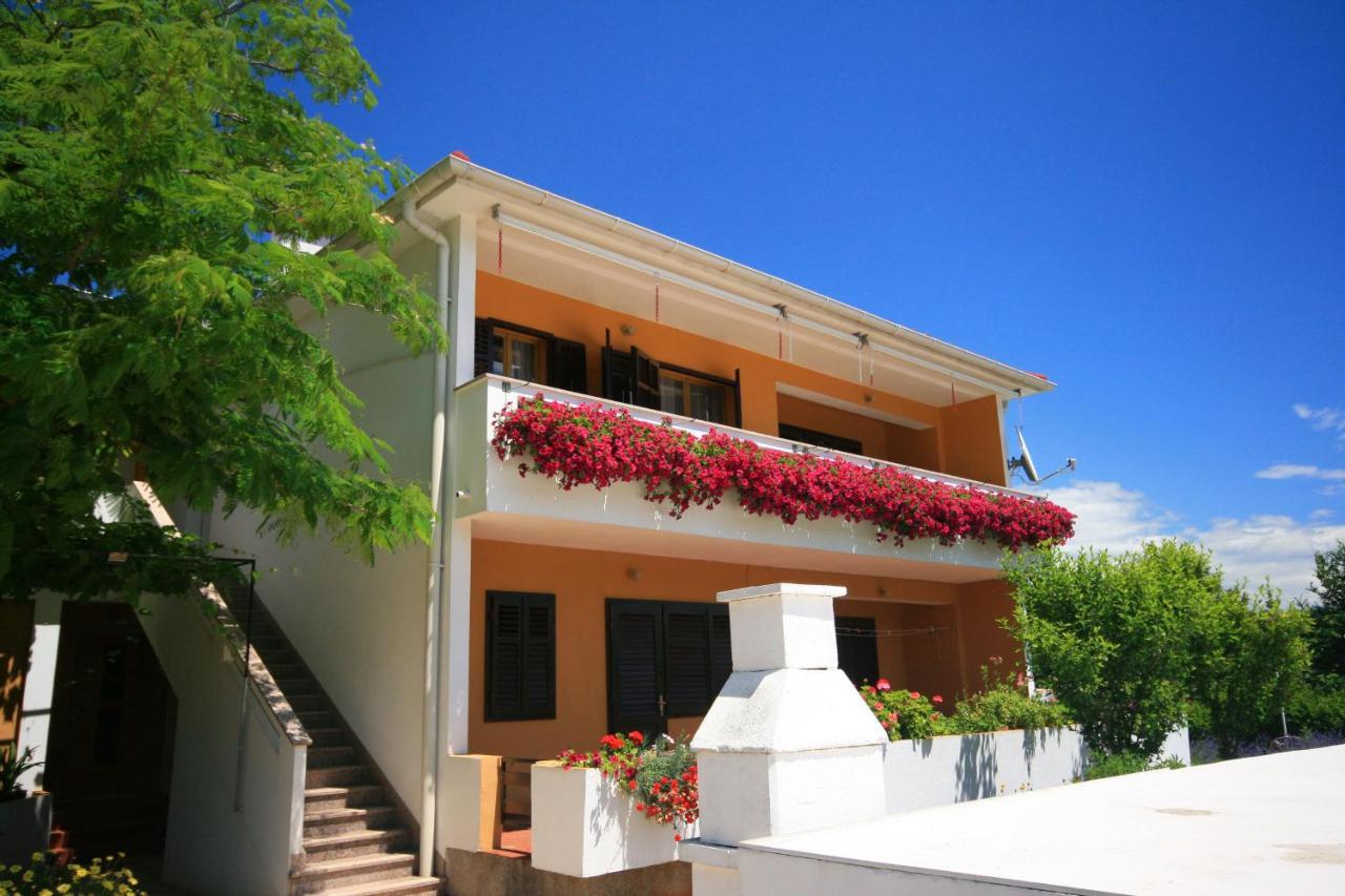 Apartments Surfinia Baška Eksteriør bilde